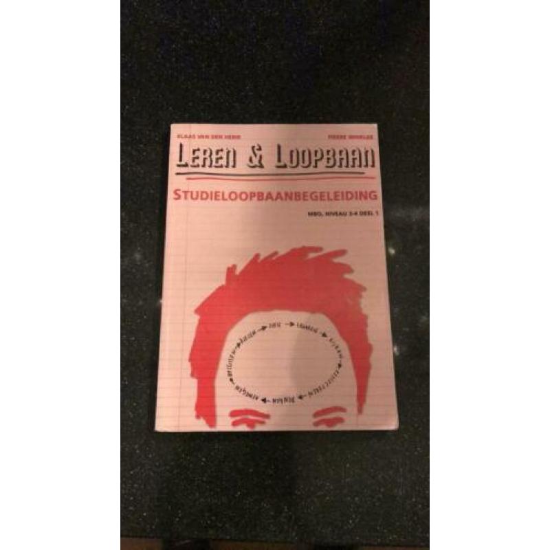 MBO boeken: startrekenen 2F, nederlands, leren & loopbaan