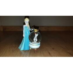 Disney Frozen en Belle en het beest snowglobes / beeldjes.