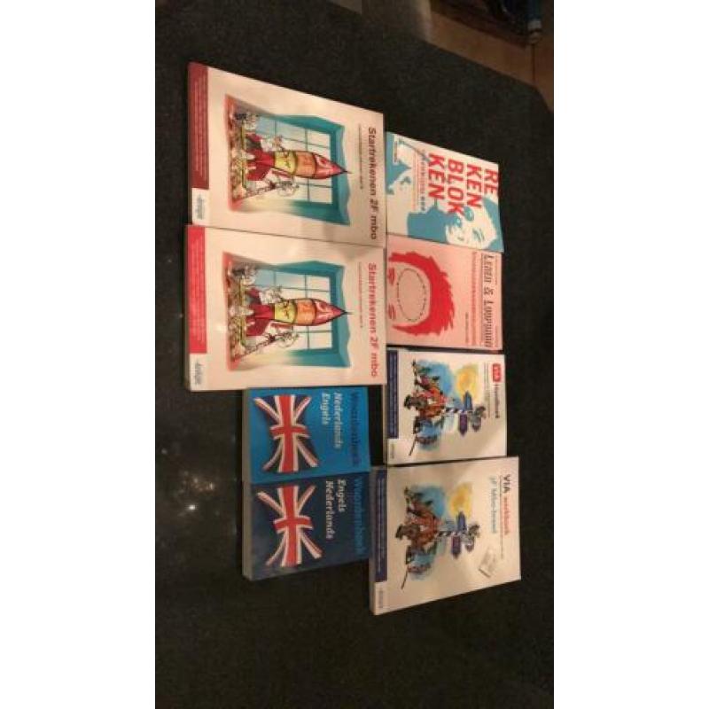 MBO boeken: startrekenen 2F, nederlands, leren & loopbaan