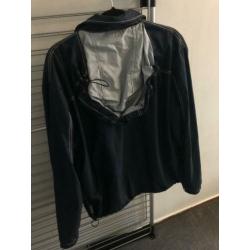 Armani jeans tussen jas