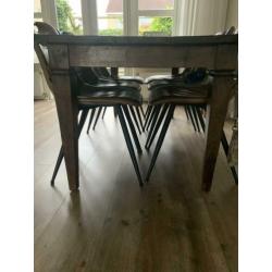Koloniale tafel afm. 1.80 x0.90 mtr