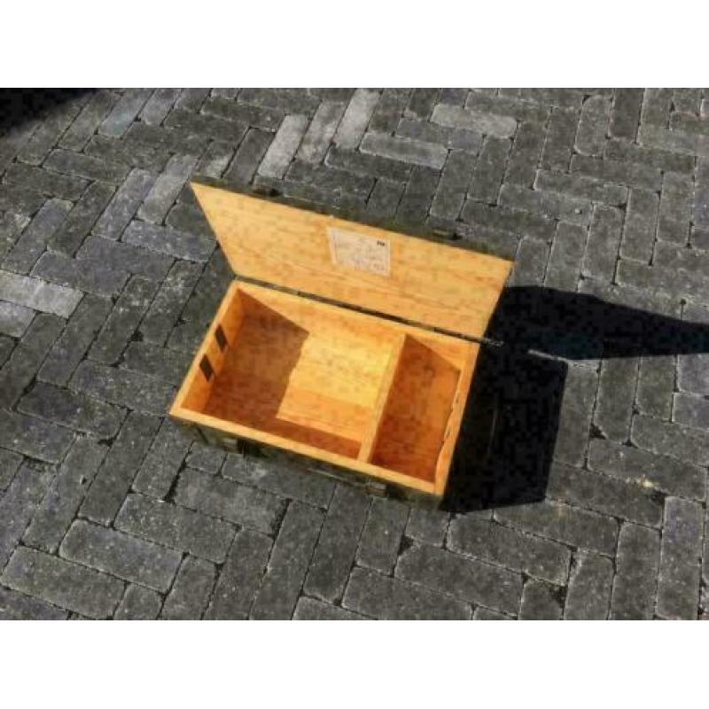 Kleine legerkisten met handgrepen , ideaal voor opslag ,deco