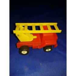 2 vikingplast auto s uit de jaren zeventig