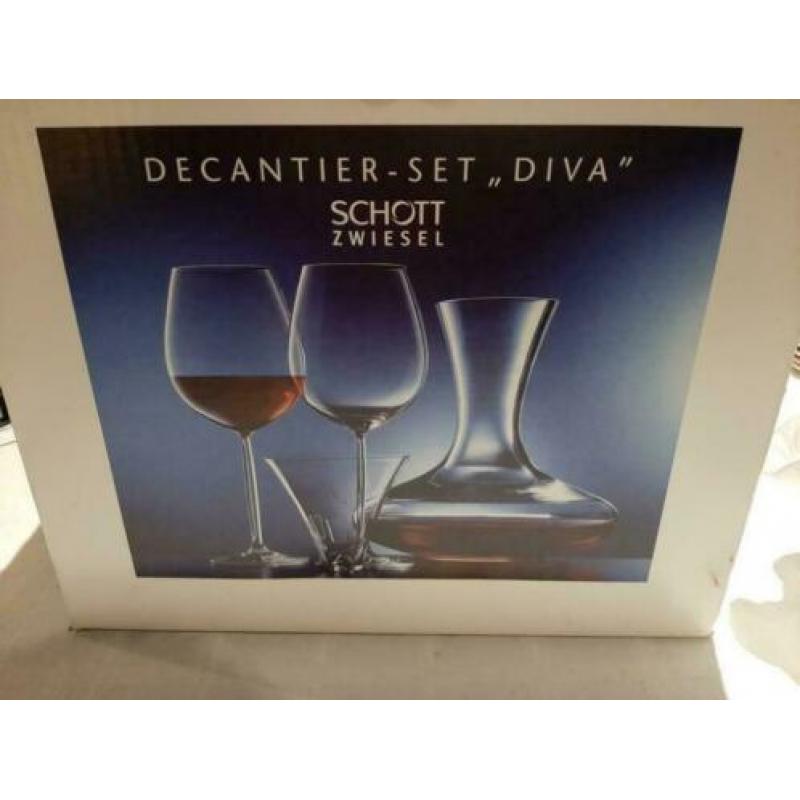 Decanteerkan 1lt met 2 wijnglazen schott zwiesel DIVA