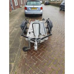 motor aanhanger met rijplank