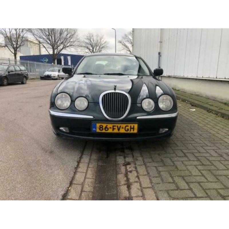 Jaguar S-Type 3.0 V6 SPORT
