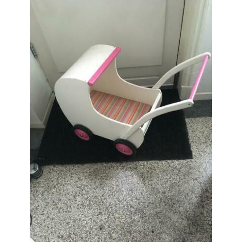 Poppenwagen 2 stuks