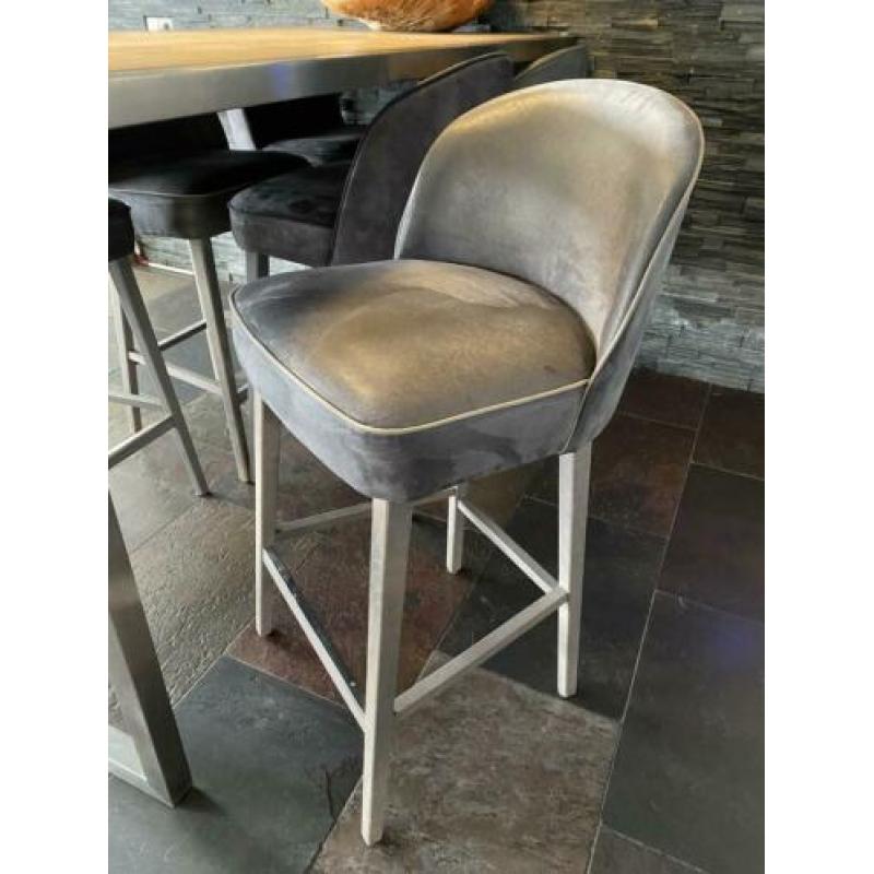 Bar tafel 6 krukken rvs eiken