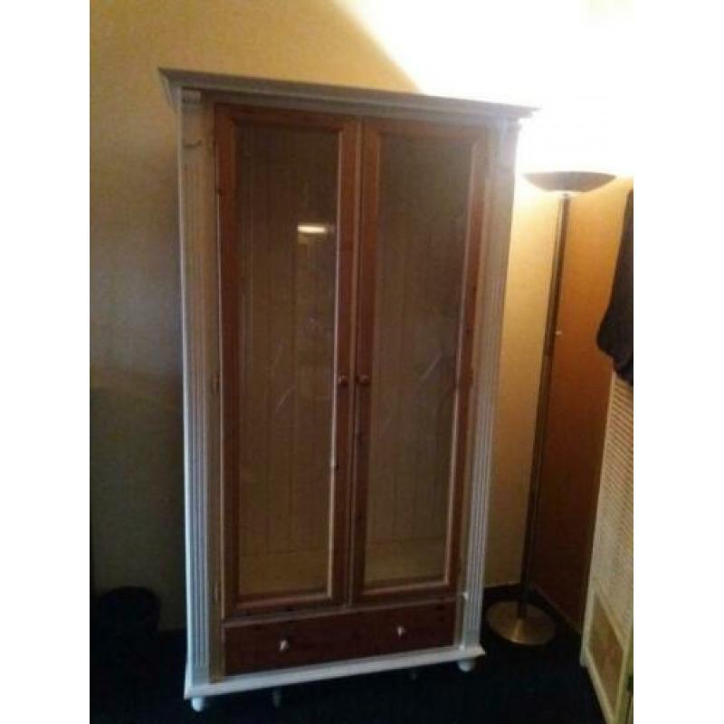 Vitrinekast 194 CM hoog 100 cm breed 35 centimeter diep