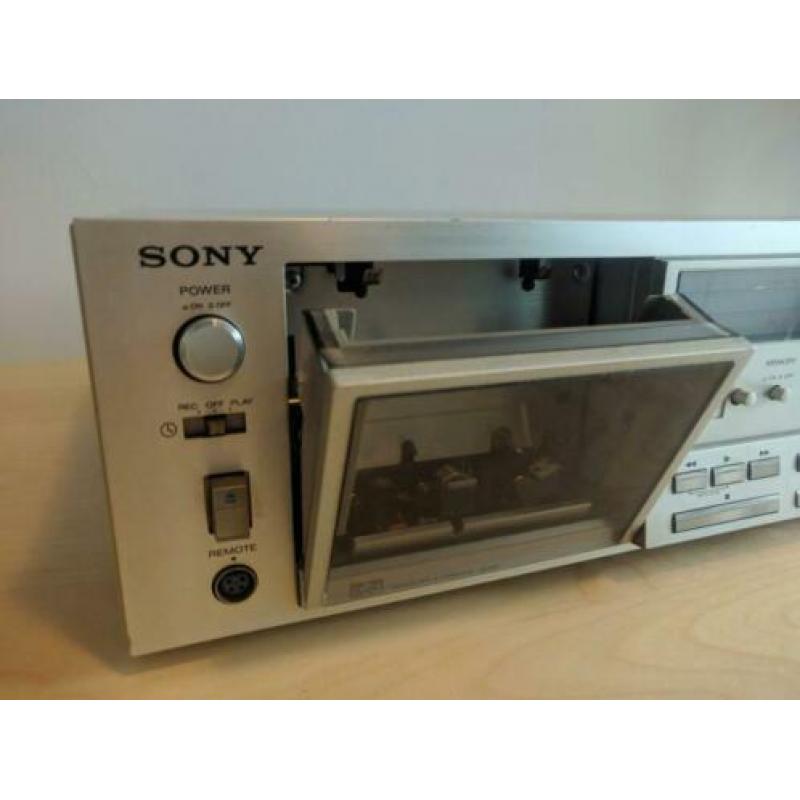 Sony TC-K61 mid-high end casettedeck met defect