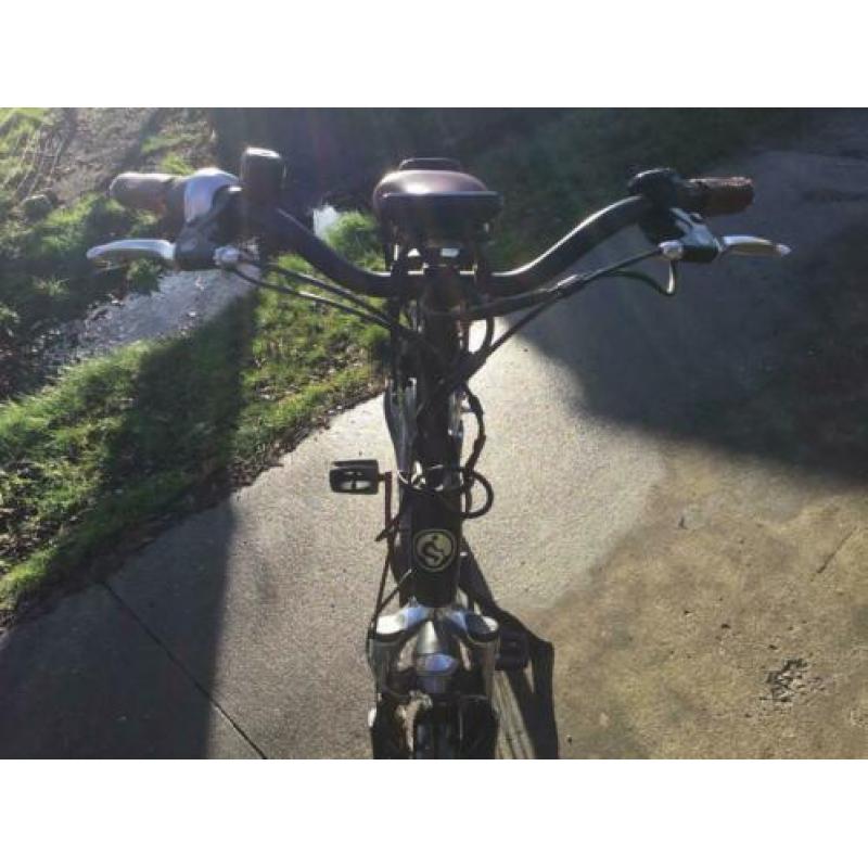 Zo goed als nieuw elektrische fiets