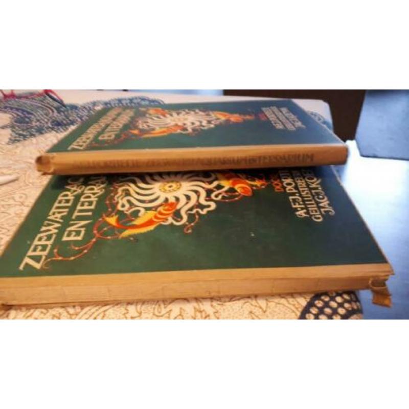 Verkade boeken en losse plaatjes