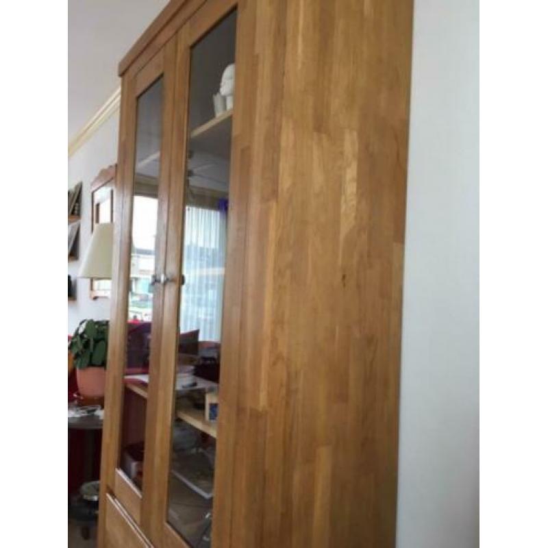 lichteiken vitrinekast met glas