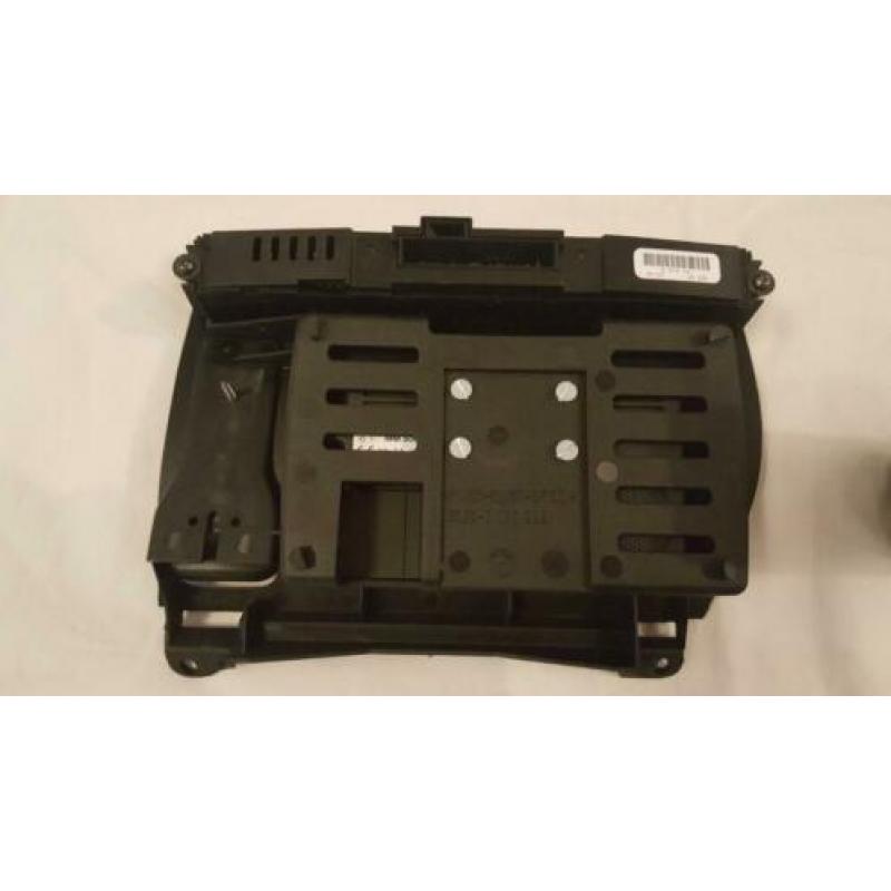 BMW E46 VDO Dayton scherm + cd houder en 2x cd