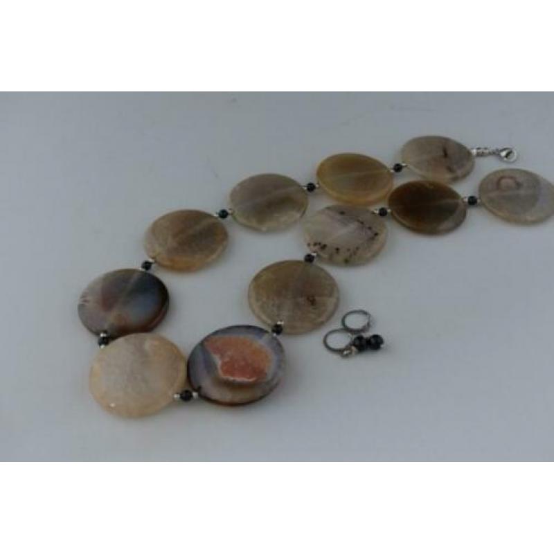 AGAAT (40 mm) ketting/oorhanger-set
