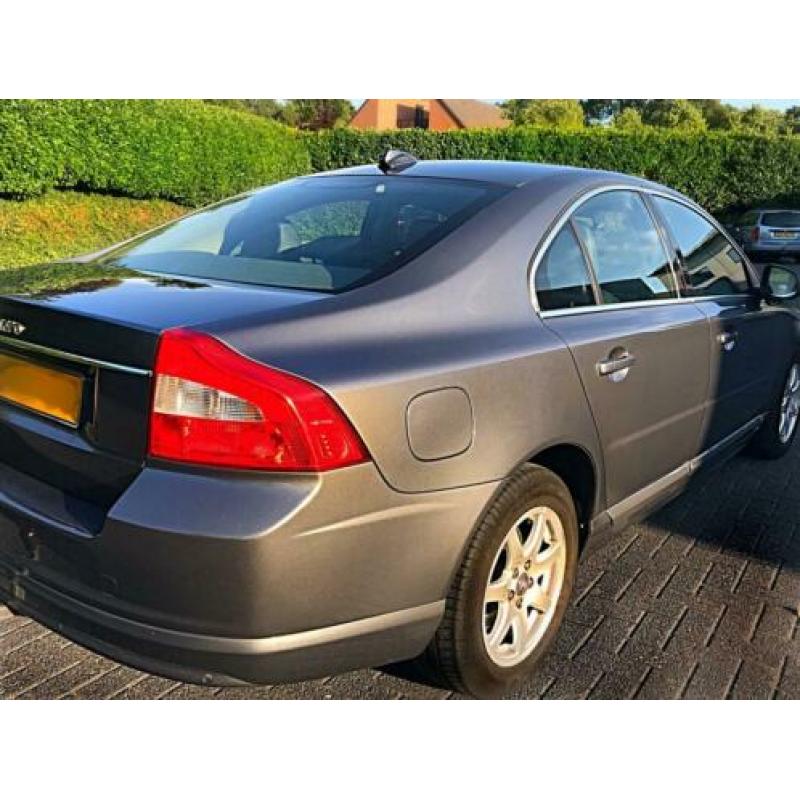 Volvo S80 2.5 T Geartronic 2008 Grijs Automaat