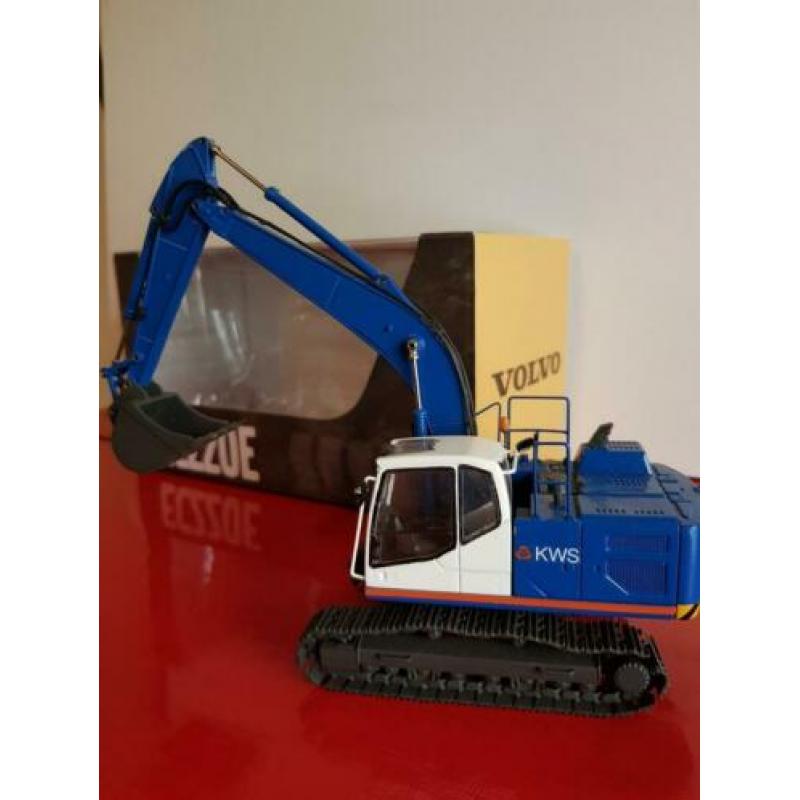 Volvo EC 220E