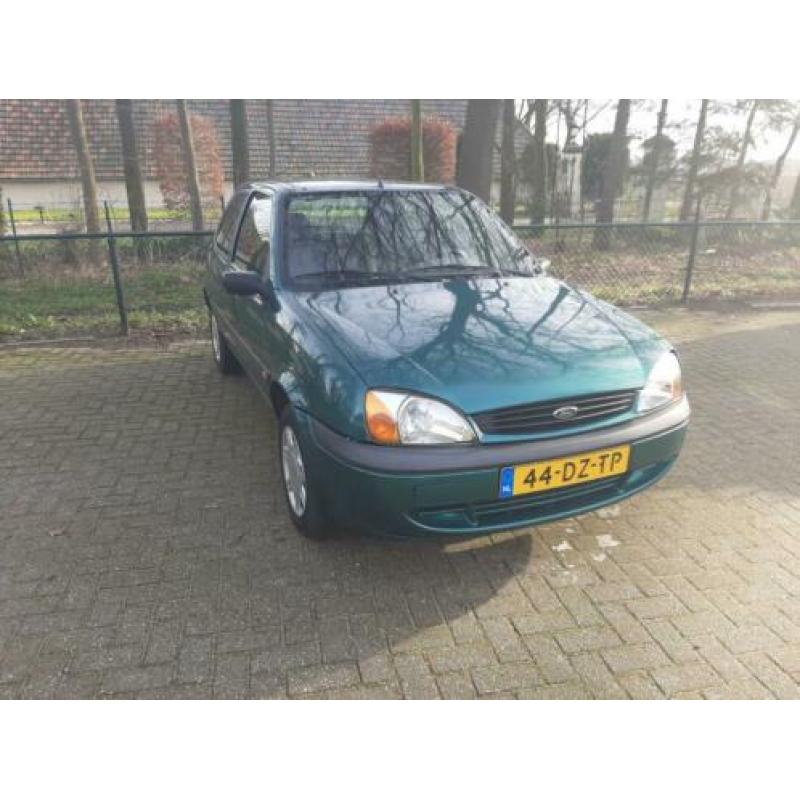 Ford Fiesta 1.25 I 3DR 2000 Groen