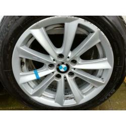 Orginele BMW 5 serie F10 F11 17" velgen incl winterband