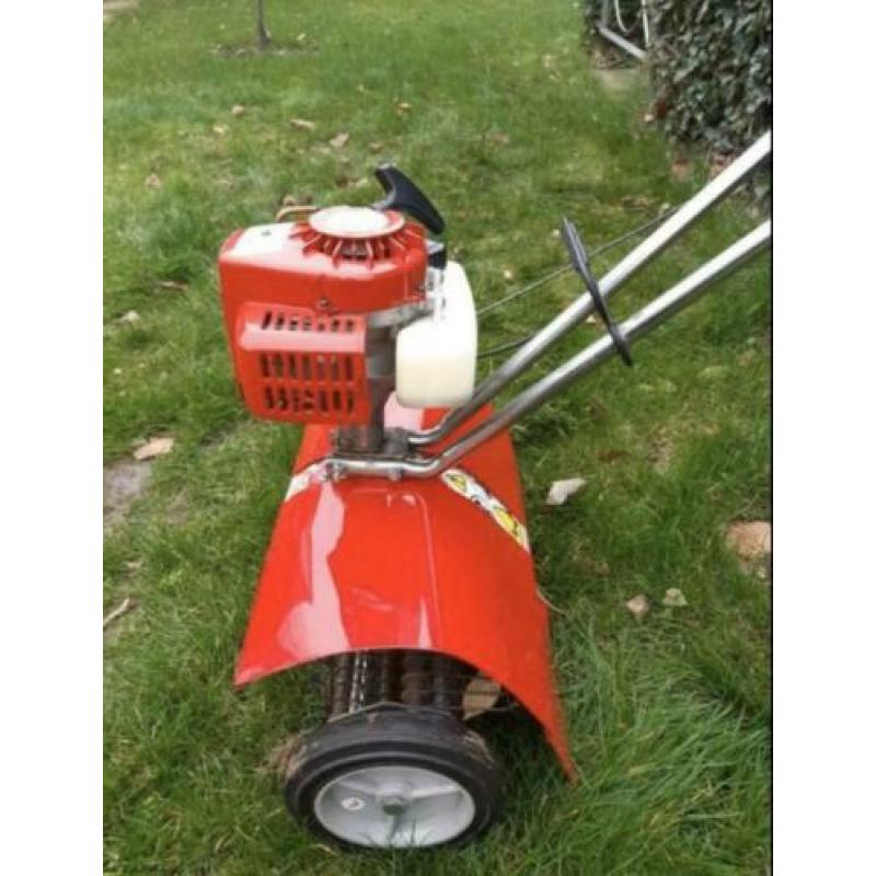 Benzine verticuteermachine