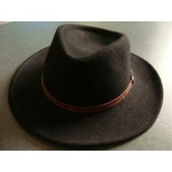 Leisure felt hoed Zwart en Stars en Stripes hoed. maat 58