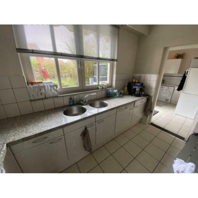 Keuken hoek opstelling met granietsteen blad