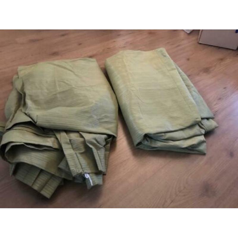Gordijnen (2 stuks a 240x140 cm)