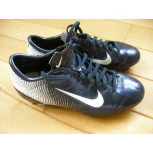 NIKE voetbalschoenen blauw wit maat 40 ,5
