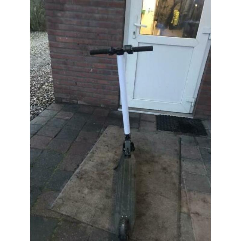 Mooie elektrische step