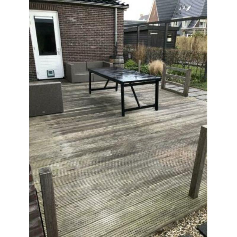 Terras 45 (14,5x450x2,8cm) hardhouten vlonderplanken ca 29m2