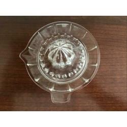 Vintage , retro Glazen citruspers, sinaasappel pers.