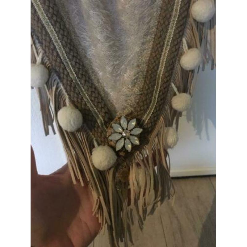 Beige sjaal Godly (nieuw!)