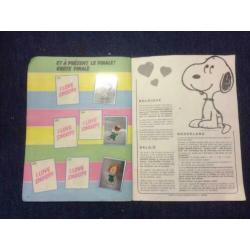 Snoopy stickerboek retro schulz