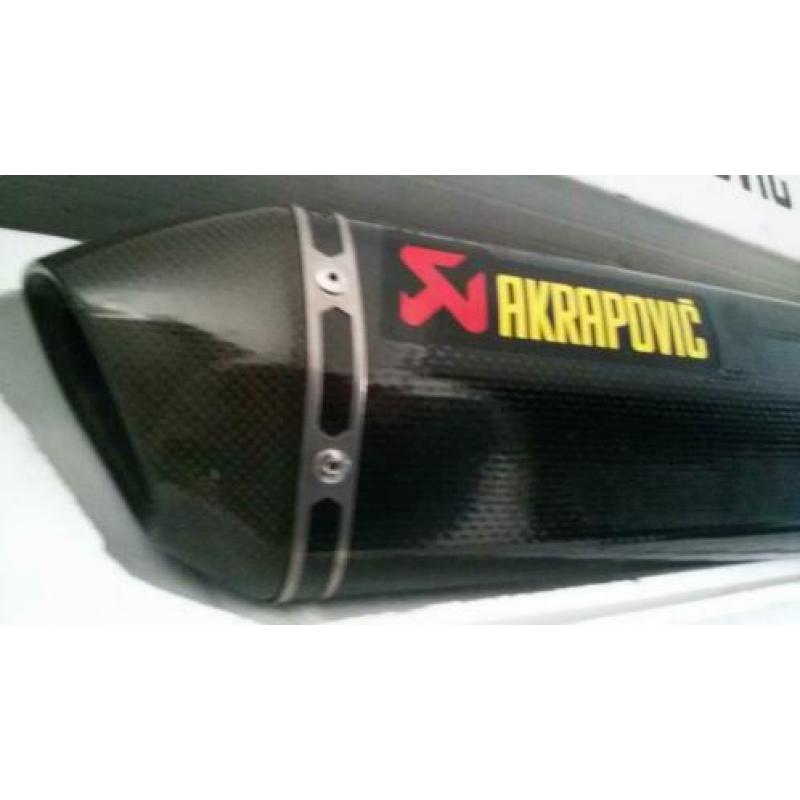 Bijna nieuw akrapovic carbon uitlaat demper ninja 300