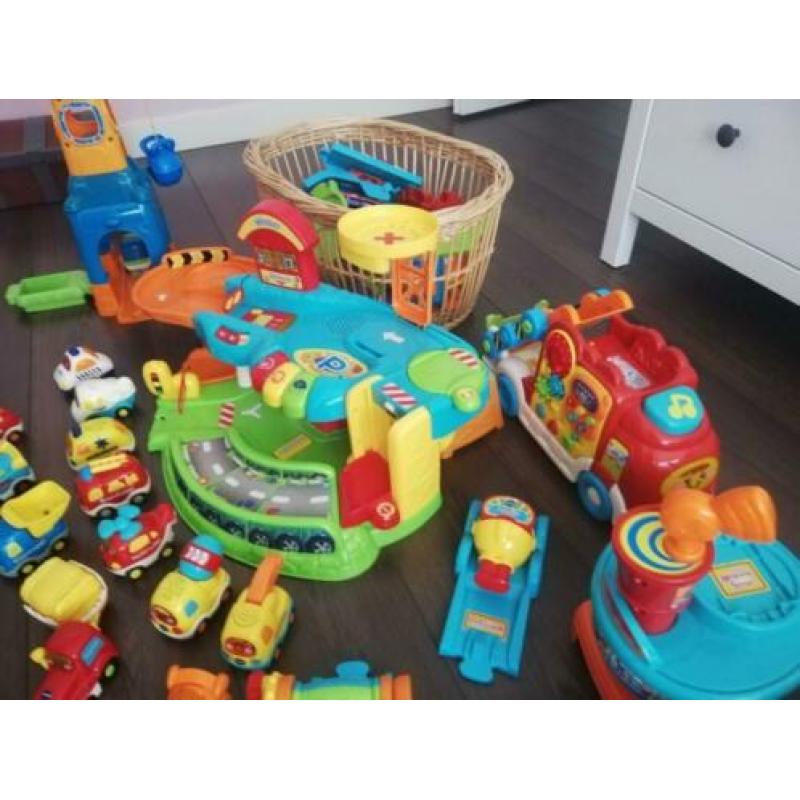 vtech toet toet auto's VEEL spullen zie foto's auto garage