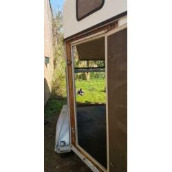Hotra 1,5 -paards trailer (opknapper)