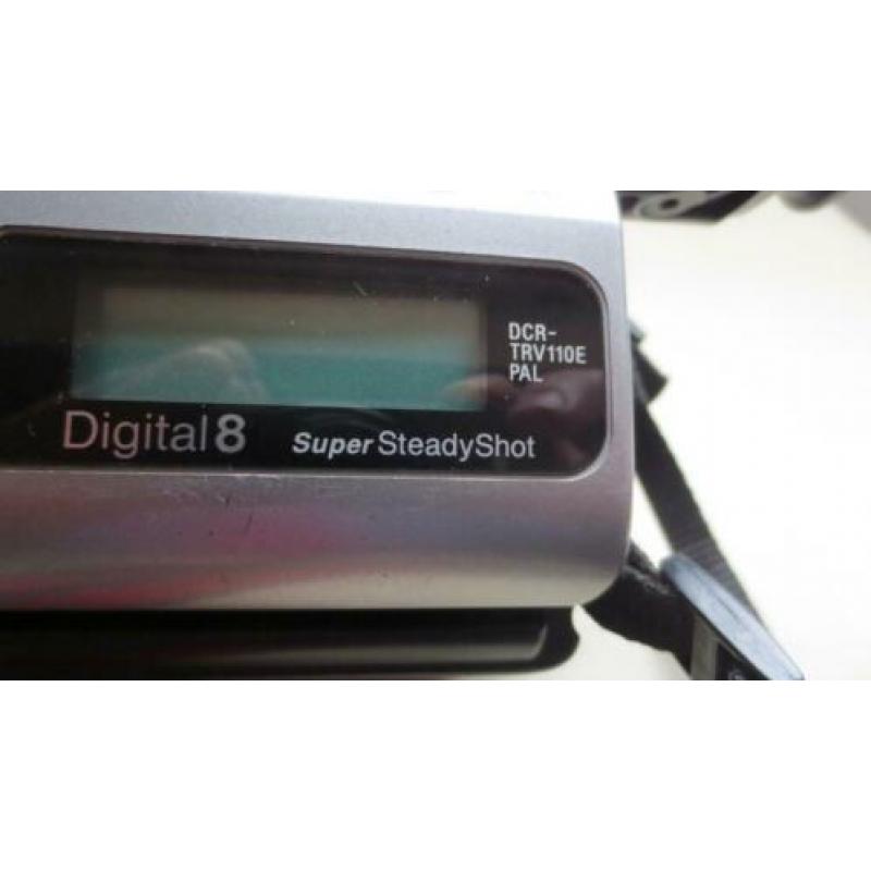 Sony TRV 110E Hi8 en Digital8 videocamera Handycam