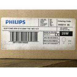 Te koop 18 nwe Philips softone lampen 25w kleine fit, koopje