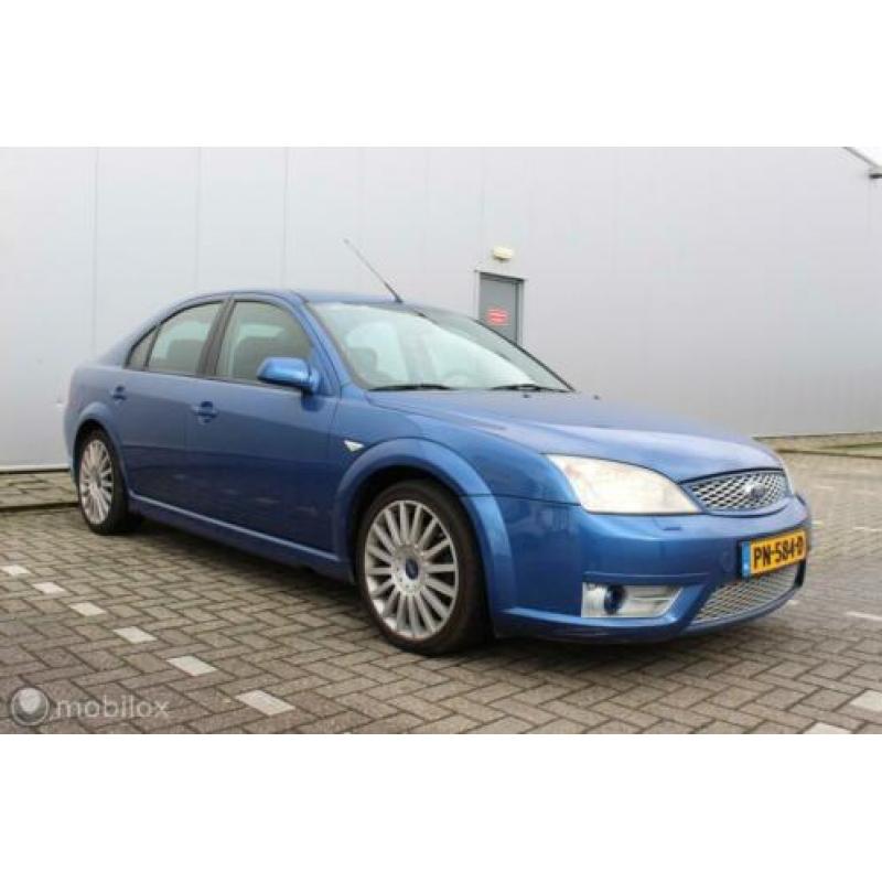 Ford Mondeo III 3.0 V6 ST220 2003
