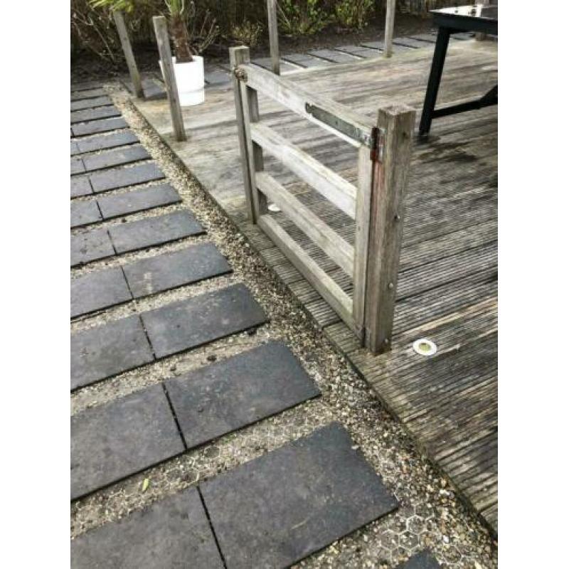 Terras 45 (14,5x450x2,8cm) hardhouten vlonderplanken ca 29m2