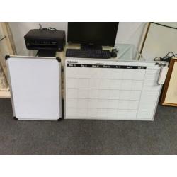 Uitverkoop!! 2 magnetische whiteboards voor €15,-!
