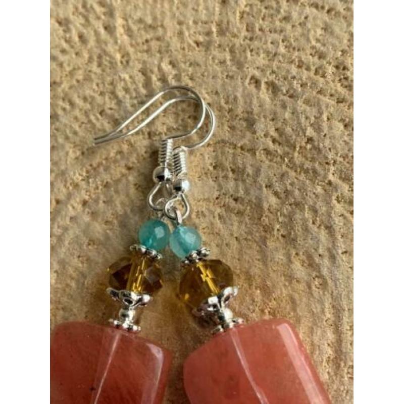 3+1 gratis! Oorbellen met kwarts, kristal en jade.