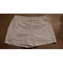 Leuke nieuwe witte dames shorts Clockhouse maat 36