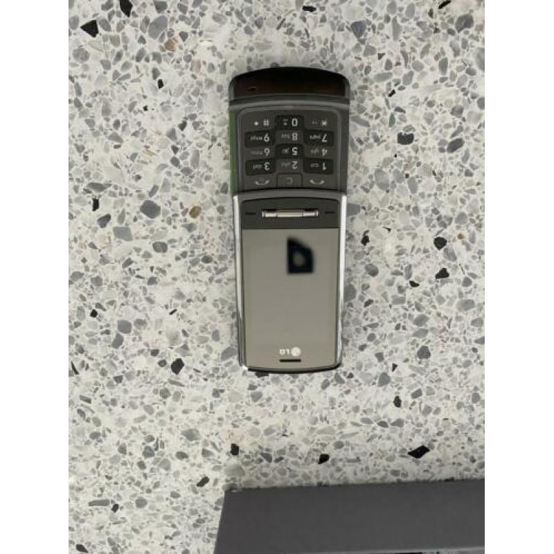 Nieuwe lg telefoon met laders