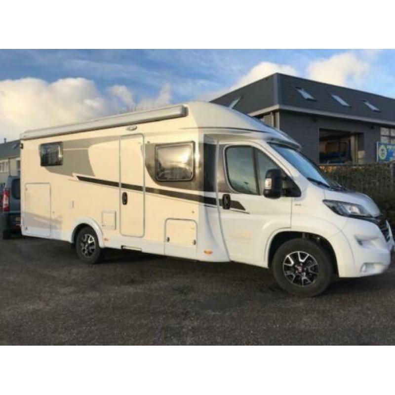 Hymer Carado 448 t Enkele Bedden / Hefbed