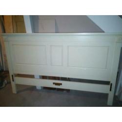 Tweepersoonsbed hout