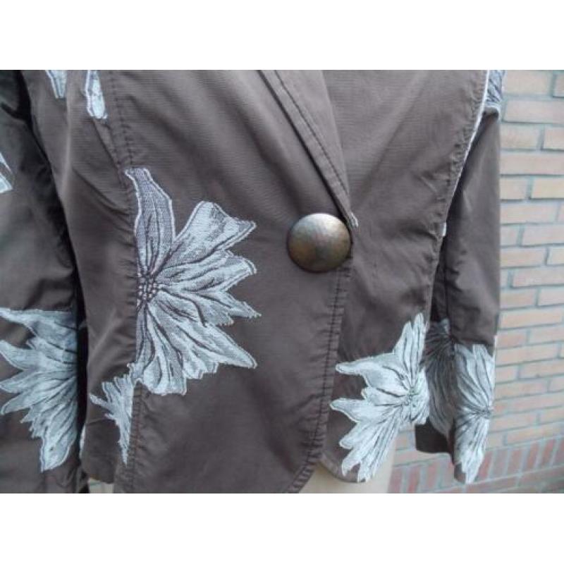 Airfield authentic signature bloemenjasje nieuwstaat mt 42