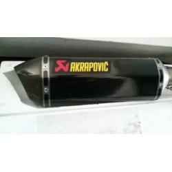 Bijna nieuw akrapovic carbon uitlaat demper ninja 300