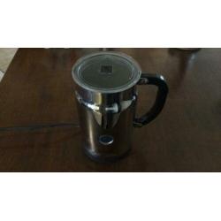 Nespresso Aeroggino koud en warm opschuimer