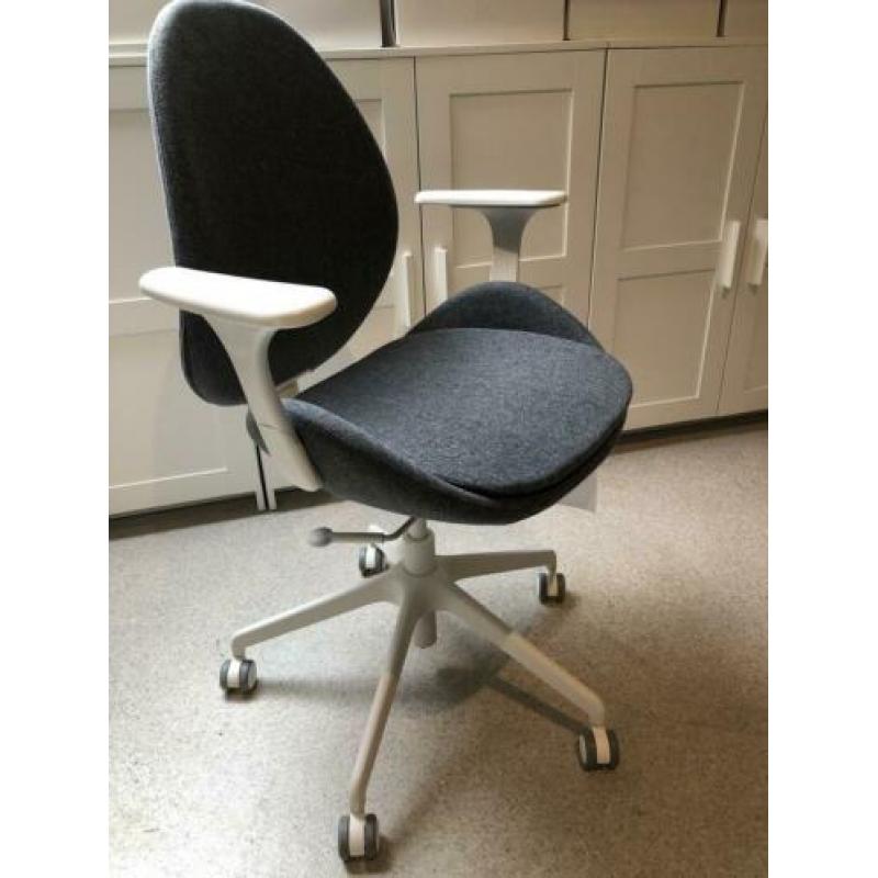 Bureaustoel met armleuningen (Ikea Hattefjall)